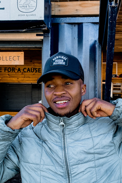 SOA Black & White Fan Cap